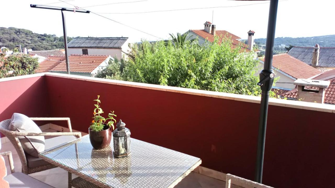 Apartment Matija Čunski Exterior foto